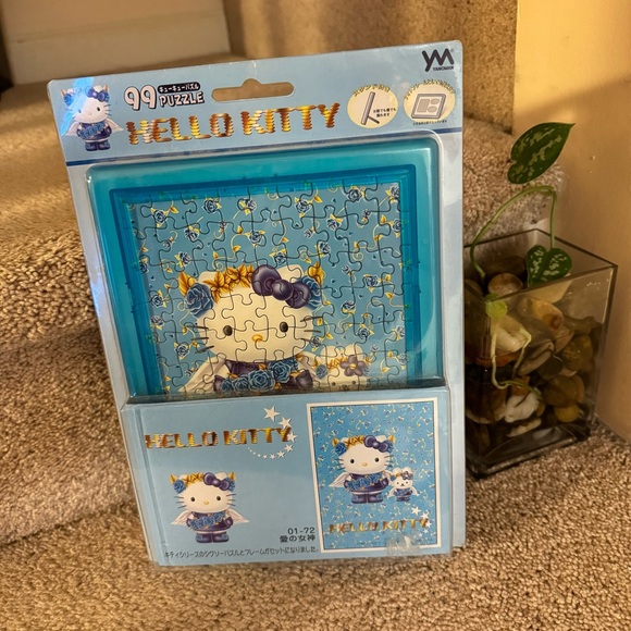 Hello Kitty Jigsaw Puzzle - Picture 4 of 4